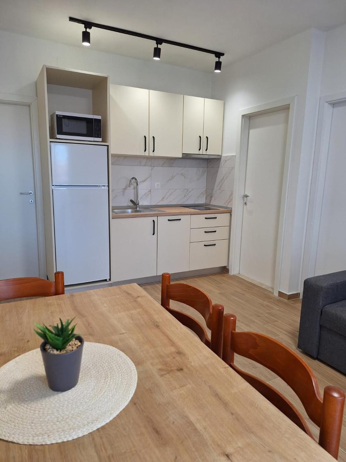 Apartmani Marino Privlaka  Exteriér fotografie