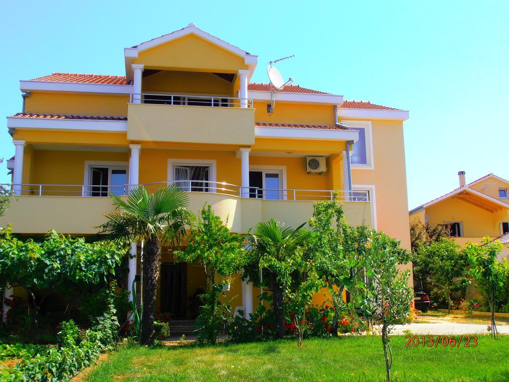 Apartmani Marino Privlaka  Exteriér fotografie